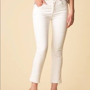 Amo Babe Jeans in Sea Salt, Size 27, Like New Condition